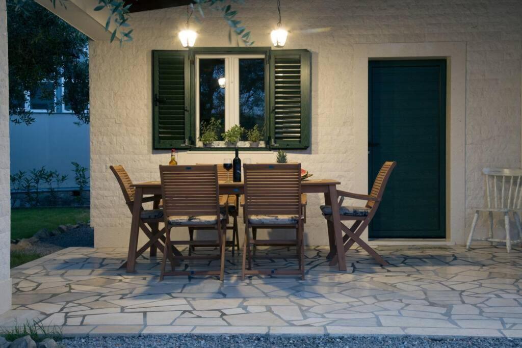 Lodge Jomi Kastel Novi Ngoại thất bức ảnh